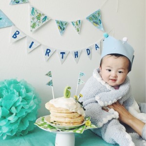 赤ちゃんとミントカラーの無料ガーランド